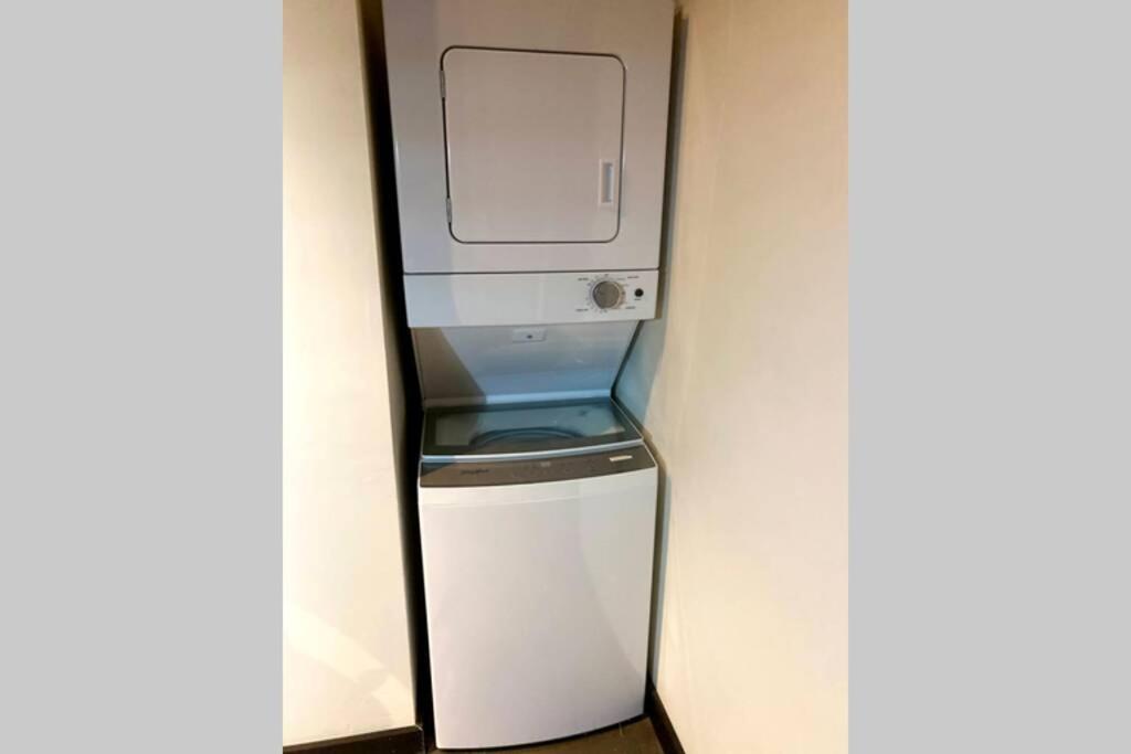 3E-Spacious 2 Bedroom In Oakland, Sleeps 8 Pittsburgh Esterno foto