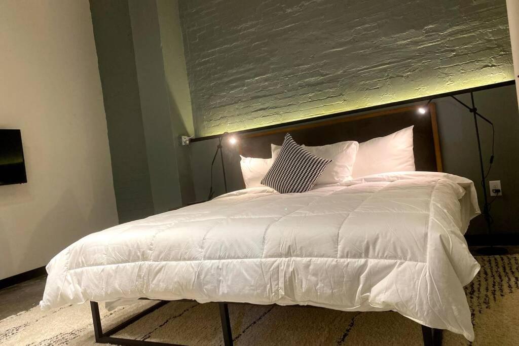 3E-Spacious 2 Bedroom In Oakland, Sleeps 8 Pittsburgh Esterno foto